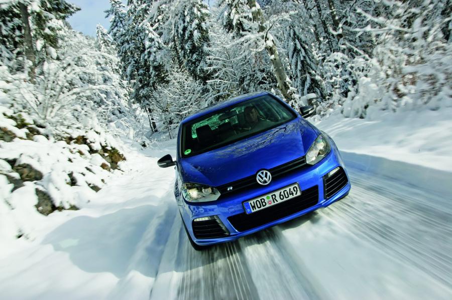  Volkswagen Golf R 2009 года  (фото 36 из 54)
